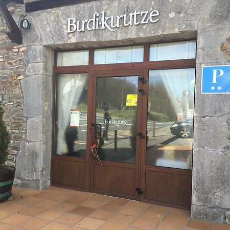 Burdi -Kurutze Pension Urquiola Zewnętrze zdjęcie